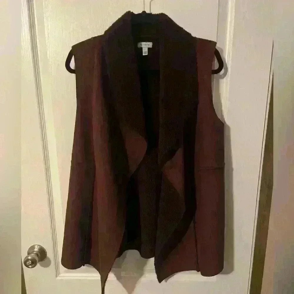 SUSINA wine color/burgandy/purple faux fur & faux suede vest size L